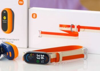 Mở hộp Xiaomi Smart Band 9: Vòng đeo tay thông minh cực kỳ nhỏ gọn, có thể gắn vào giày thể thao