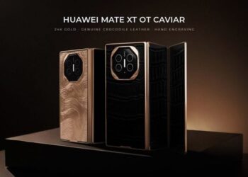 Chiêm ngưỡng chiếc điện thoại gập Huawei được phủ vàng 24K và da cá sấu giá 377 triệu đồng