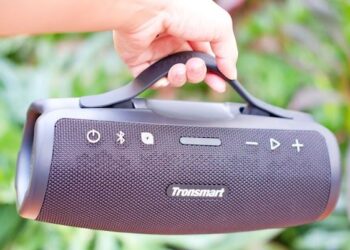 Đánh giá loa Tronsmart Mirtune S100: Chiếc loa Bluetooth tốt nhất năm 2024 trong tầm giá 2 triệu đồng